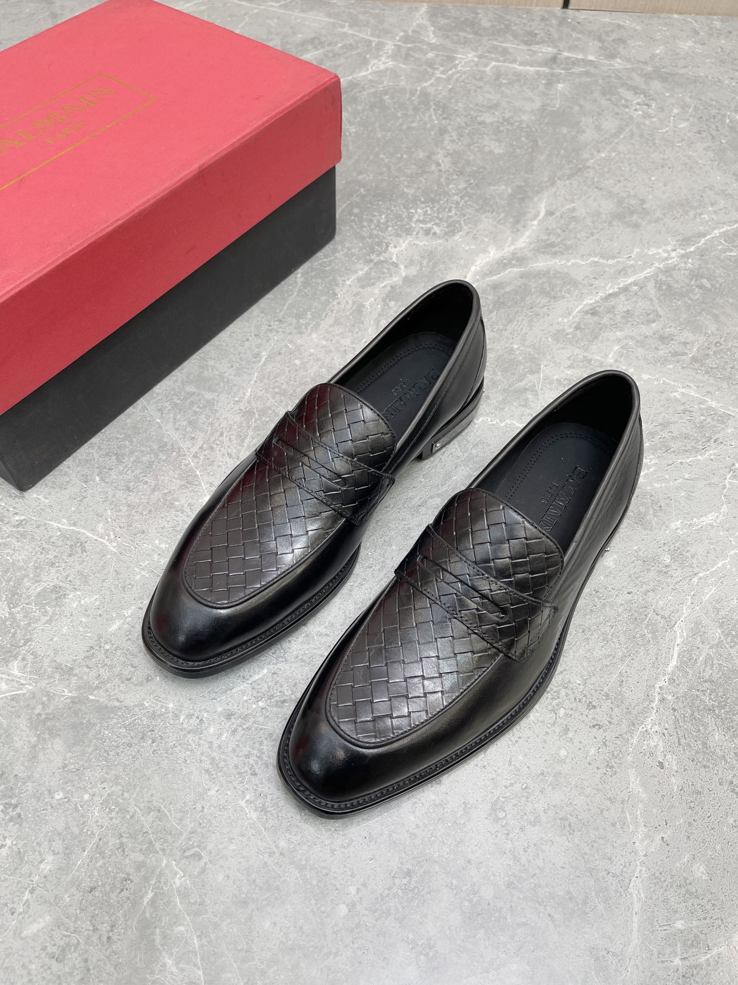 Balmain sz39-44 m0109